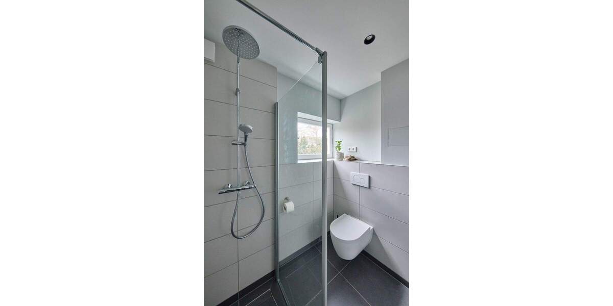 Perfekt gelegen: 2-Zimmer-Apartment im Hansaviertel - komplett saniert und möbliert. 2 zimmer