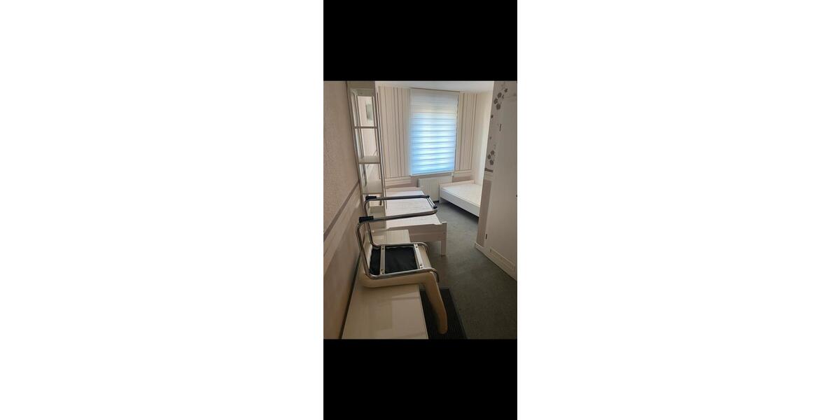 Etagenwohnung Hennigsdorf - 1 Zimmer, 20 m&sup2;, 800&euro; | Angebot:25137304