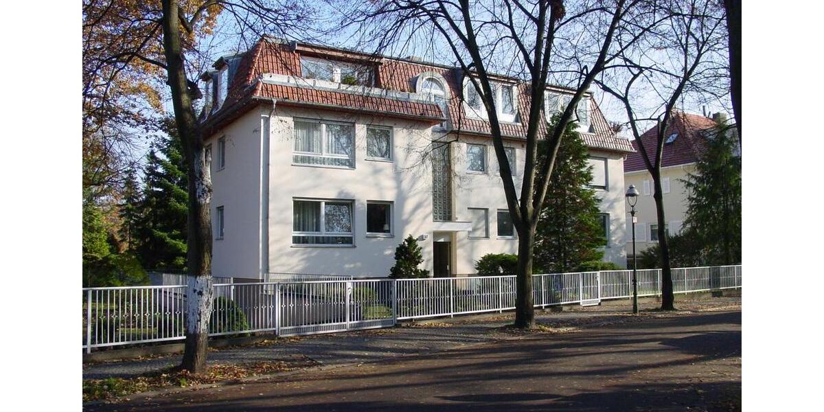 Dachgeschoßwohnung Berlin Steglitz-Zehlendorf - 2 Zimmer, 90 m&sup2;, 1.311&euro; | Angebot:26431019