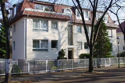 Wohnung Berlin Steglitz-Zehlendorf - 2 Zimmer, 90 m&sup2;, 1.311&euro; | Angebot:26431019