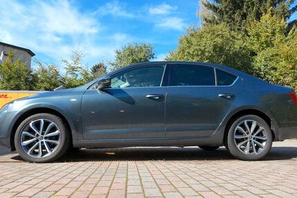 Skoda Octavia 100.000 km 12.999 € Berlin 12355