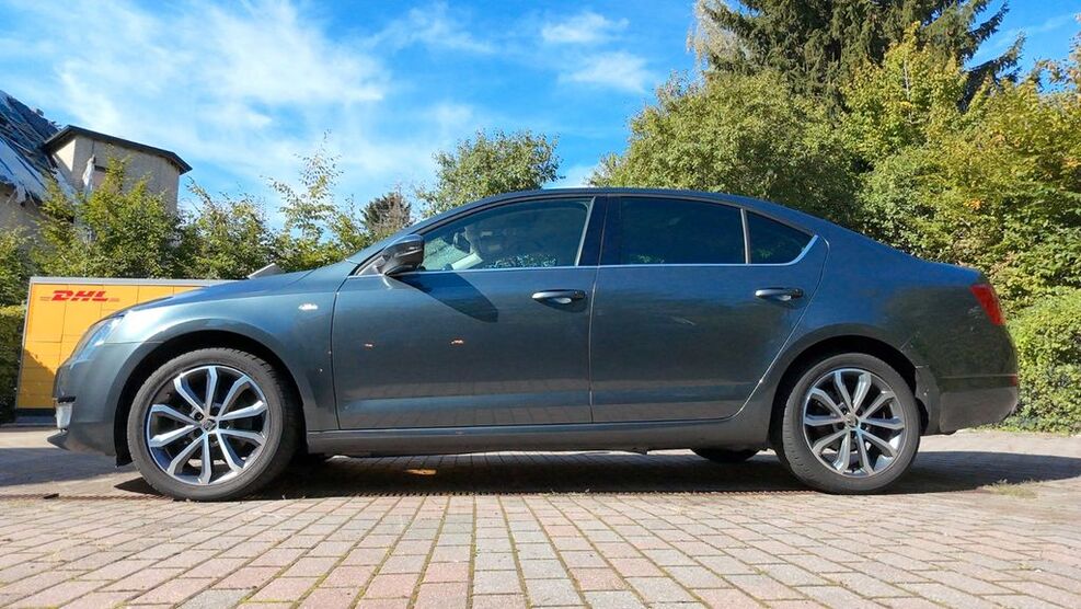 Skoda Octavia 100.000 km 12.999 € Berlin 12355