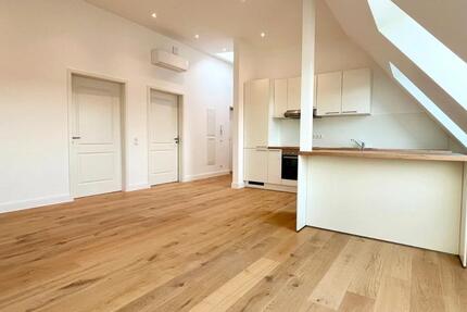 Wohnung Berlin Treptow-Köpenick - 3 Zimmer, 87 m&sup2;, 1.820&euro; | Angebot:26014441