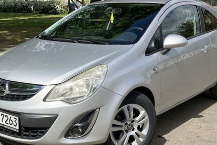 Opel Corsa 62.200 km 4.599 &euro; Berlin 10318