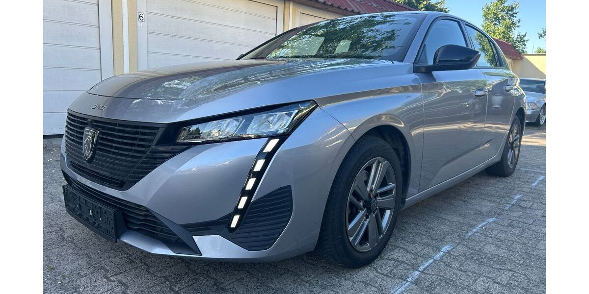 Peugeot 308 71.000 km 14.500 &euro; Berlin 13403