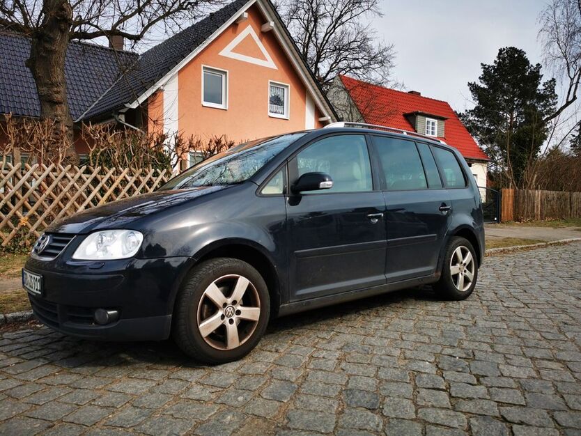 VW Touran 330.000 km 3.000 € Hoppegarten 15366