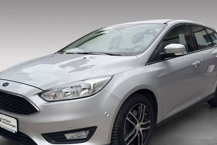 Ford Focus 72.022 km 9.450 &euro; Berlin - Buckow 12351