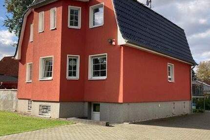 Haus Berlin Kaulsdorf - 5 Zimmer, 175 m&sup2;, 2.300&euro; | Angebot:25700411