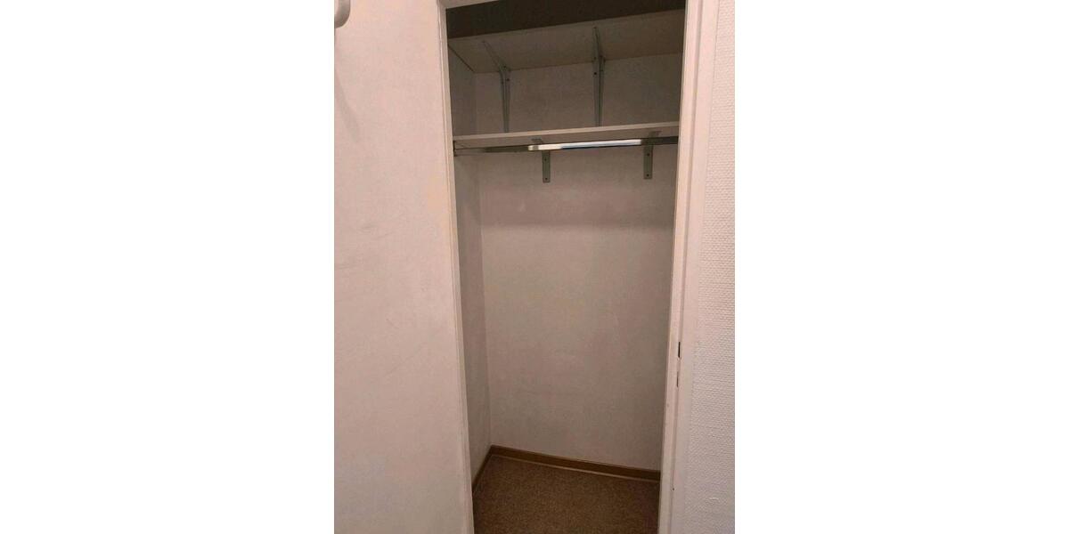 Erdgeschoßwohnung Berlin Charlottenburg-Wilmersdorf - 1 Zimmer, 32 m&sup2;, 750&euro; | Angebot:25968258