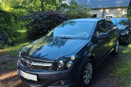 Opel Astra 123.000 km 4.300 &euro; Berlin 10178