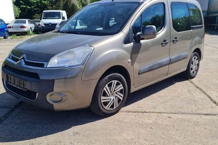 Citroen Berlingo 243.590 km 9.200 &euro; Berlin 13583