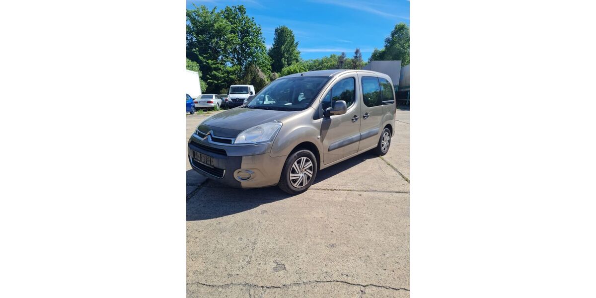 Citroen Berlingo 243.590 km 9.200 &euro; Berlin 13583