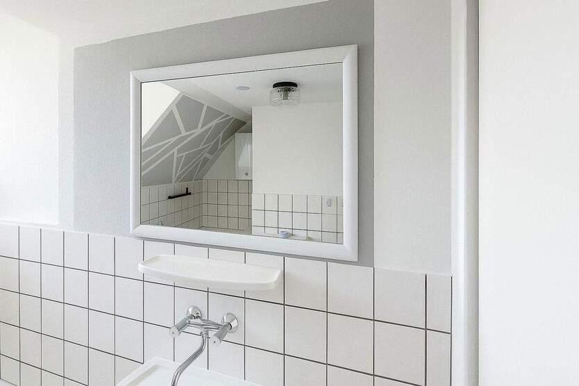 Gemütliche 1-Zimmer-Dachgeschosswohnung in ruhiger Lage - Beilsteiner Straße, Berlin-Marzahn 1 zimmer