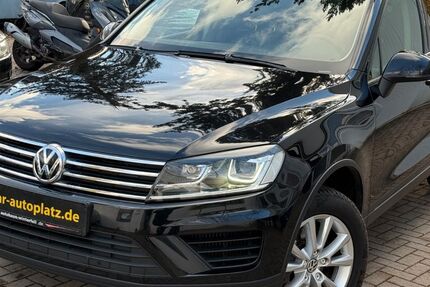 VW Touareg 248.087 km 13.950 € Potsdam 14480