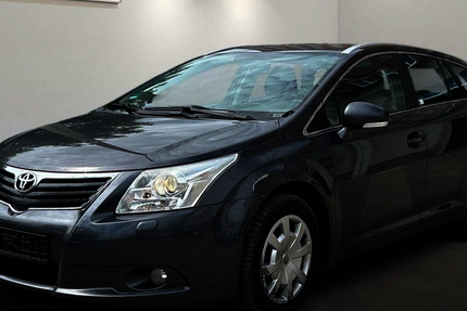 Toyota Avensis 158.310 km 5.999 &euro; Berlin 12681