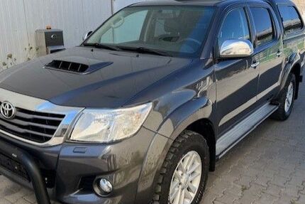 Toyota Hilux 147.000 km 19.999 € berlin 10787