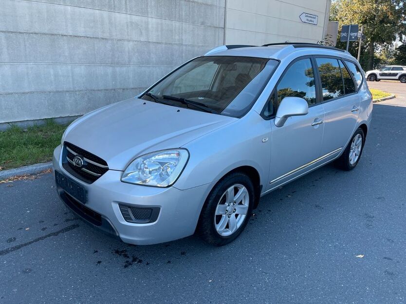 Kia Carens 136.000 km 2.999 € Berlin 12057