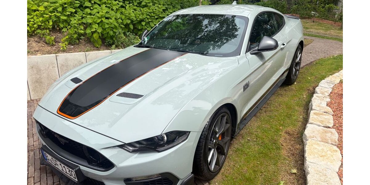 Ford Mustang 108.000 km 37.900 &euro; Potsdam 14482