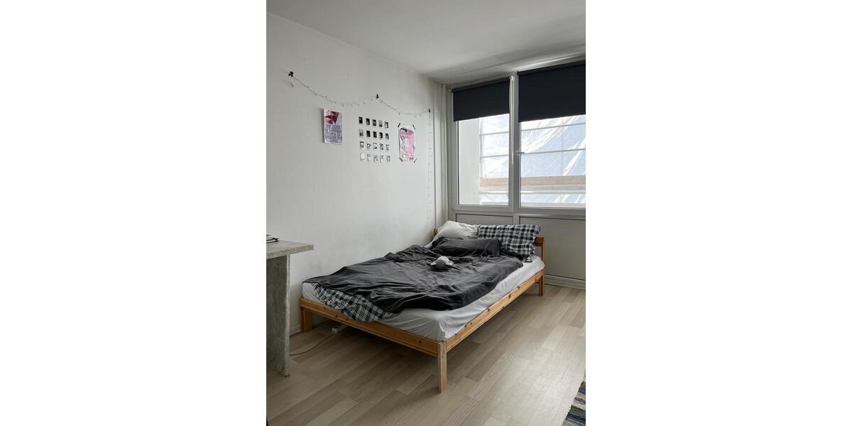Etagenwohnung Berlin Lichtenberg - 1 Zimmer, 29 m&sup2;, 700&euro; | Angebot:26387008