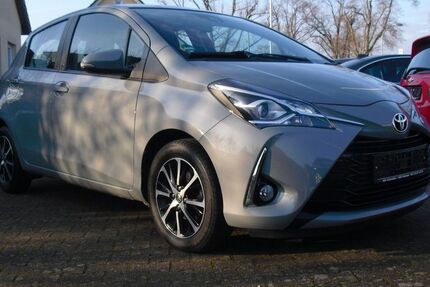 Toyota Yaris 52.695 km 11.250 &euro; Falkensee 14612