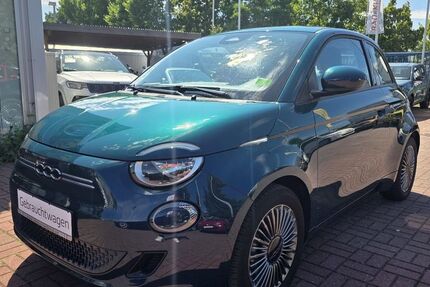 Fiat 500 23.106 km 18.999 &euro; Berlin 13599