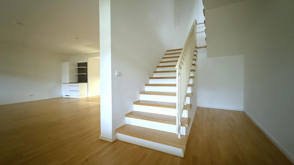 Maisonettenwohnung Dallgow-Döberitz Döberitz - 3 Zimmer, 149 m&sup2;, 1.580&euro; | Angebot:24630560