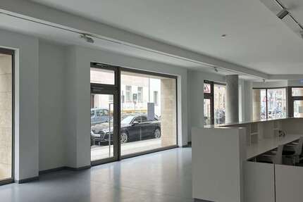 Einzelhandel in Berlin 2.500.000 € 369.17 m²