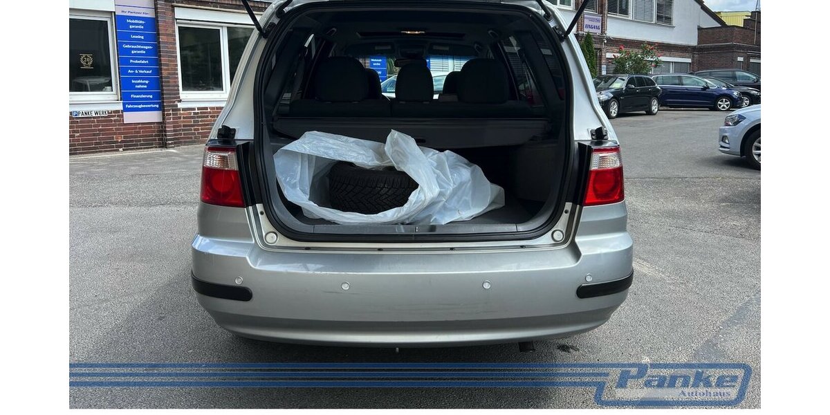 Kia Carens 2.0 16V EX Van*SchiebeD.*Klima*PDC*Bluet* 109.096 km 1.100 &euro; Berlin 13187