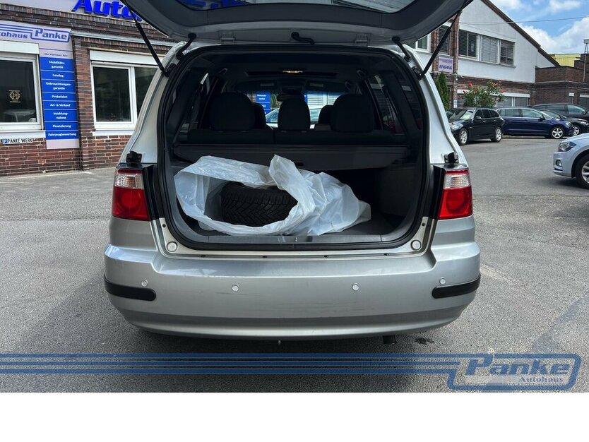 Kia Carens 2.0 16V EX Van*SchiebeD.*Klima*PDC*Bluet* 109.096 km 1.100 € Berlin 13187