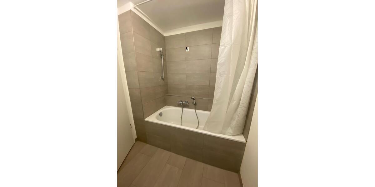 Erdgeschoßwohnung Berlin Reinickendorf - 1 Zimmer, 35 m&sup2;, 820&euro; | Angebot:24876749