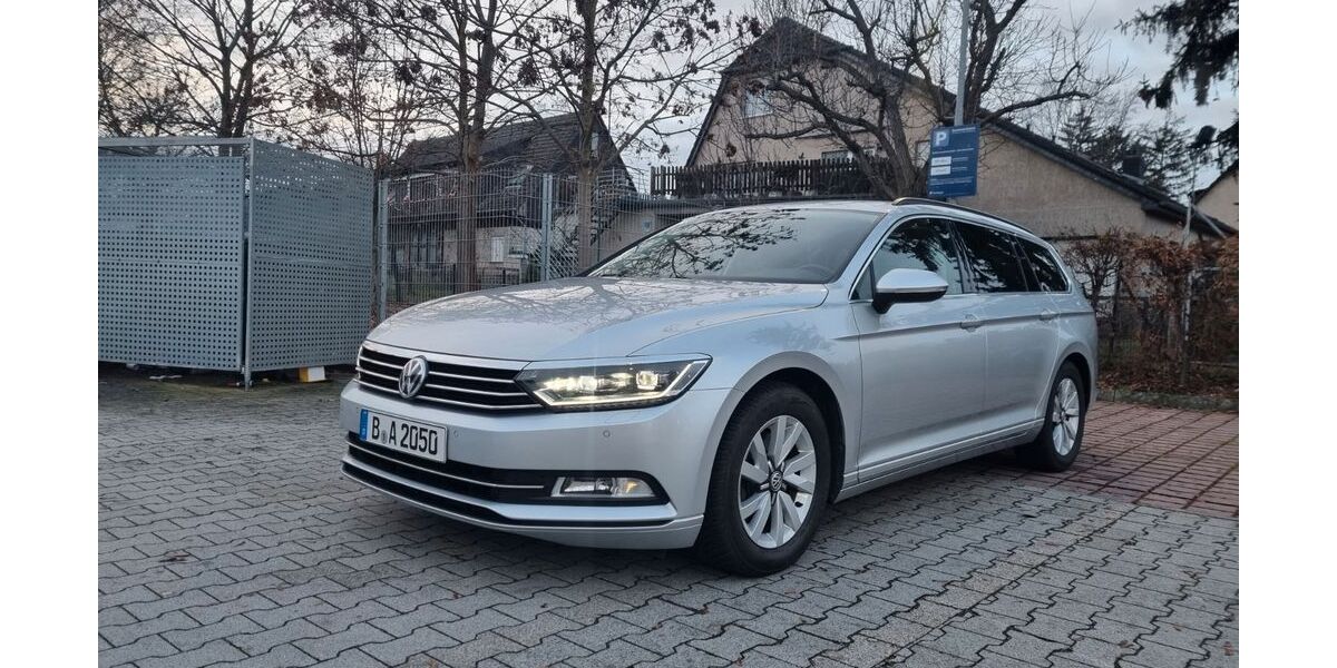 VW Passat 194.000 km 12.900 &euro; Berlin 12353
