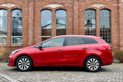 Kia ceed Sportswagon 66.300 km 11.400 &euro; Eichwalde 15732