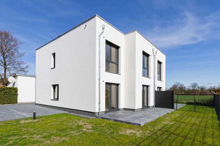 Haus zum Kaufen in PetershagenEggersdorf 569.000 € 124.26 m²