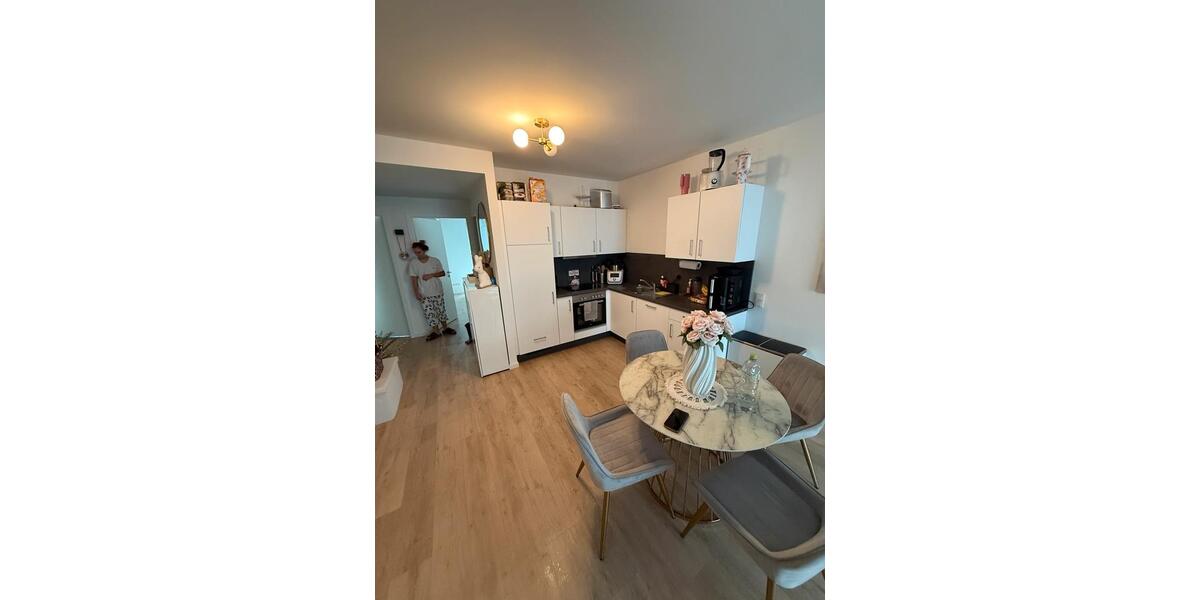 Erdgeschoßwohnung Schönefeld - 2 Zimmer, 59 m&sup2;, 1.080&euro; | Angebot:25922282