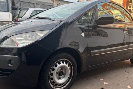 Mitsubishi Colt 135.000 km 2.950 € Berlin 13627