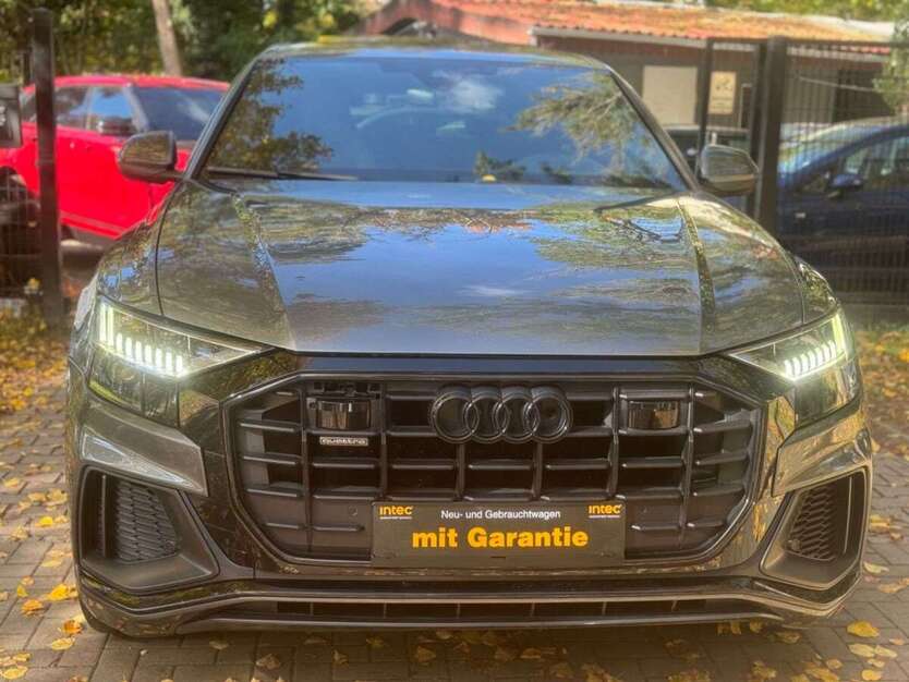 Audi Q8 267.000 km 38.999 € Berlin 12347