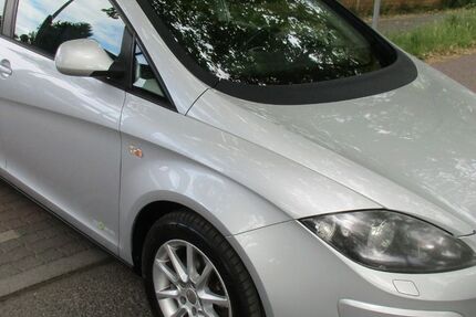 Seat Altea 243.000 km 3.450 &euro; Berlin 12357