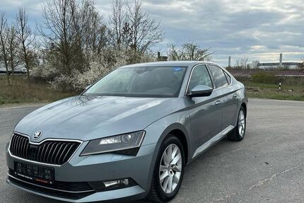 Skoda Superb 138.000 km 14.990 € Mittenwalde 15749