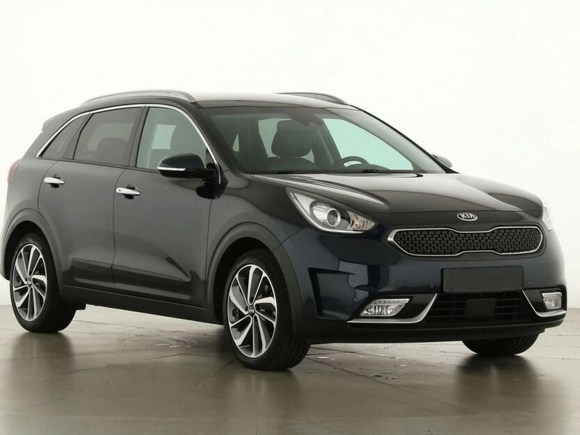 Kia Niro 184.000 km 12.900 € Berlin 10787
