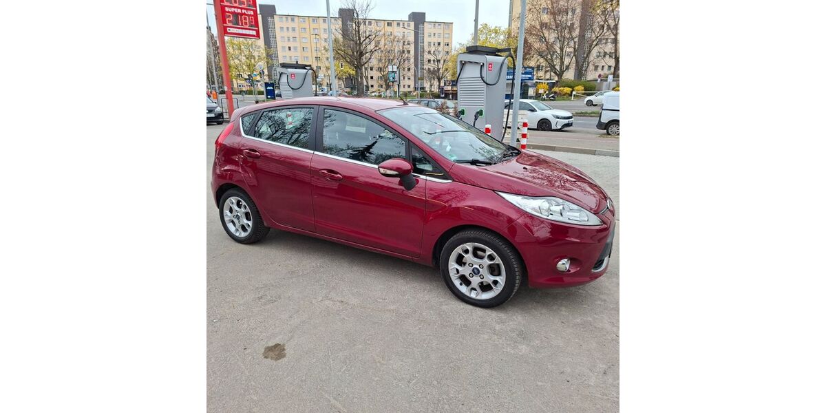 Ford Fiesta 152.983 km 4.444 &euro; Berlin 12353