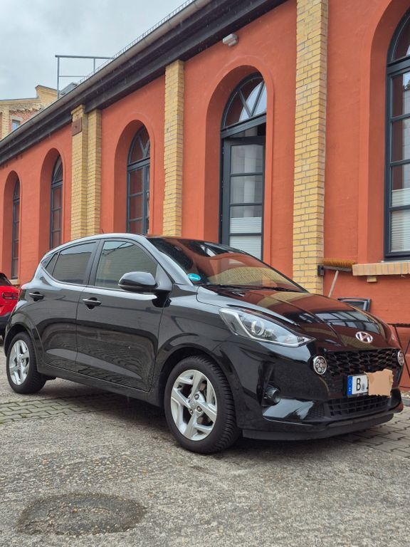 i10