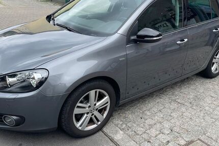 VW Golf 234.529 km 3.850 &euro; Berlin 13409