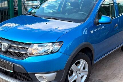 Dacia Sandero 80.000 km 7.290 &euro; Berlin Weißensee-Pankow 13086