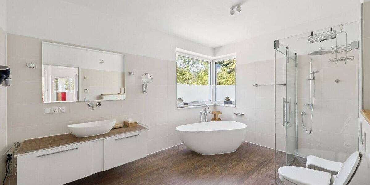 Einfamilienhaus Berlin Zehlendorf - 7 Zimmer, 300 m&sup2;, 2.500.000&euro; | Angebot:26646576