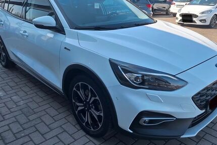 Ford Focus 72.000 km 13.900 &euro; Berlin 12353