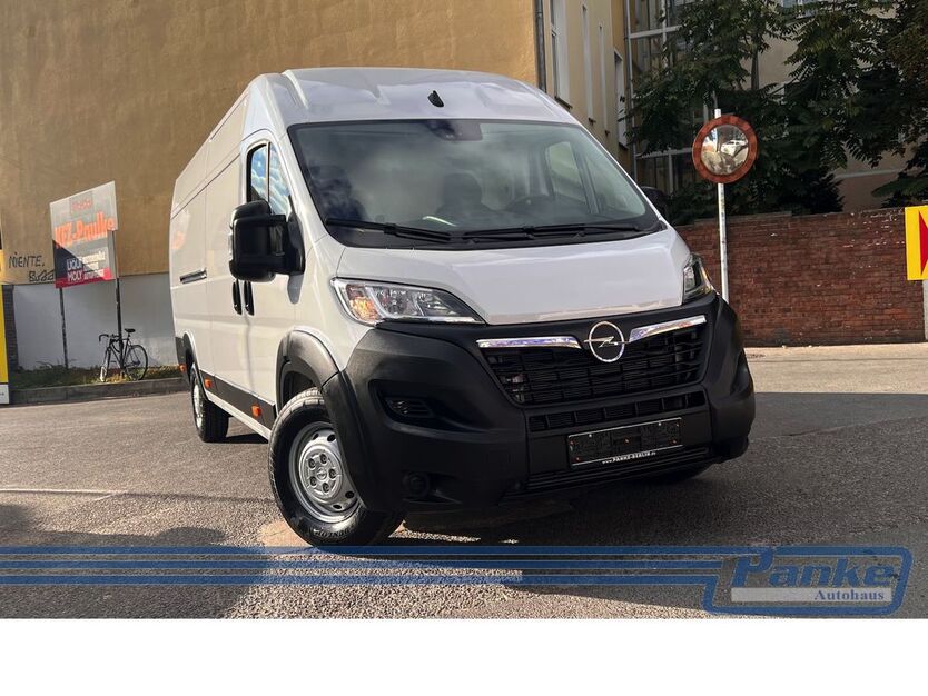 Opel Movano 4.589 km 27.890 € Berlin - Pankow 13187