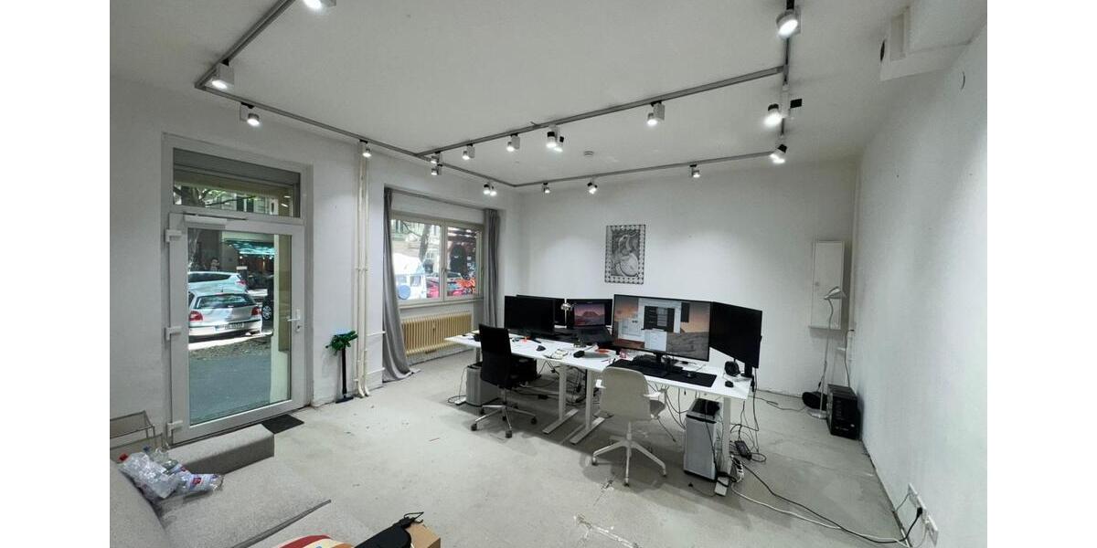 BüroLadenfläche in Kreuzberg für Zwischennutzung zimmer