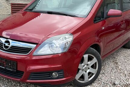Opel Zafira 154.000 km 2.450 &euro; Berlin 10245