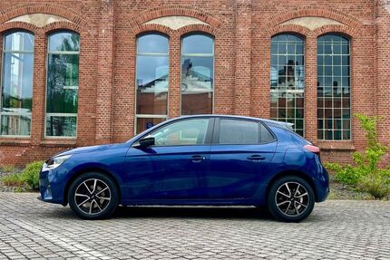 Opel Corsa 64.800 km 9.999 &euro; Eichwalde 15732