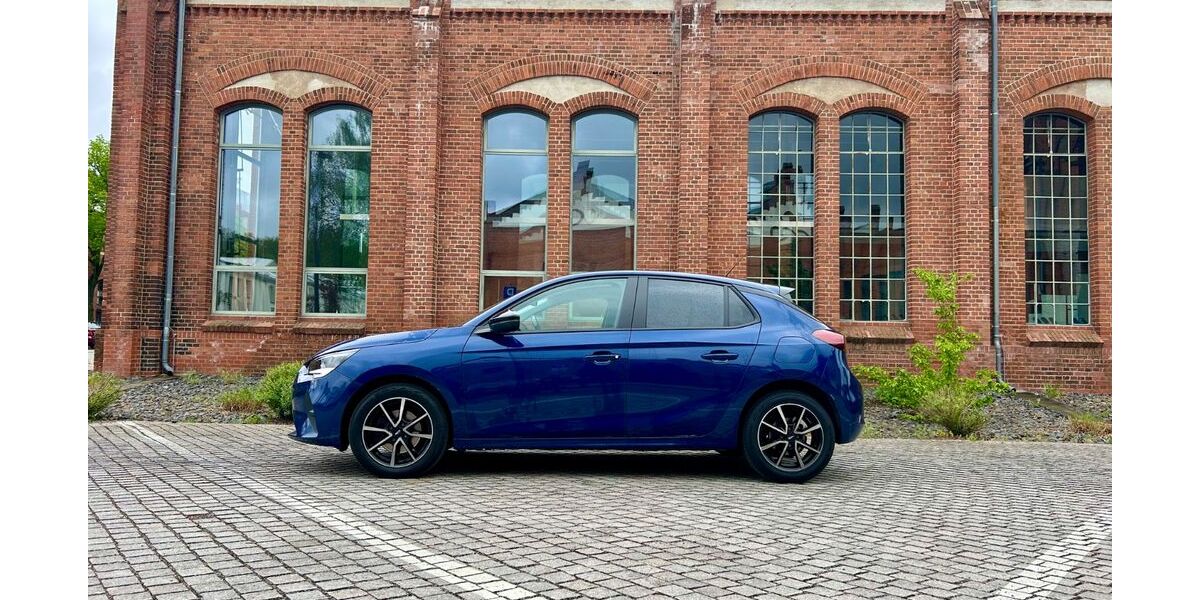 Opel Corsa 64.800 km 9.999 &euro; Eichwalde 15732
